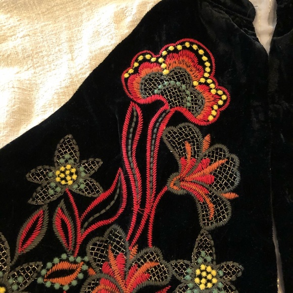 Embroidered jacket - Picture 2 of 4